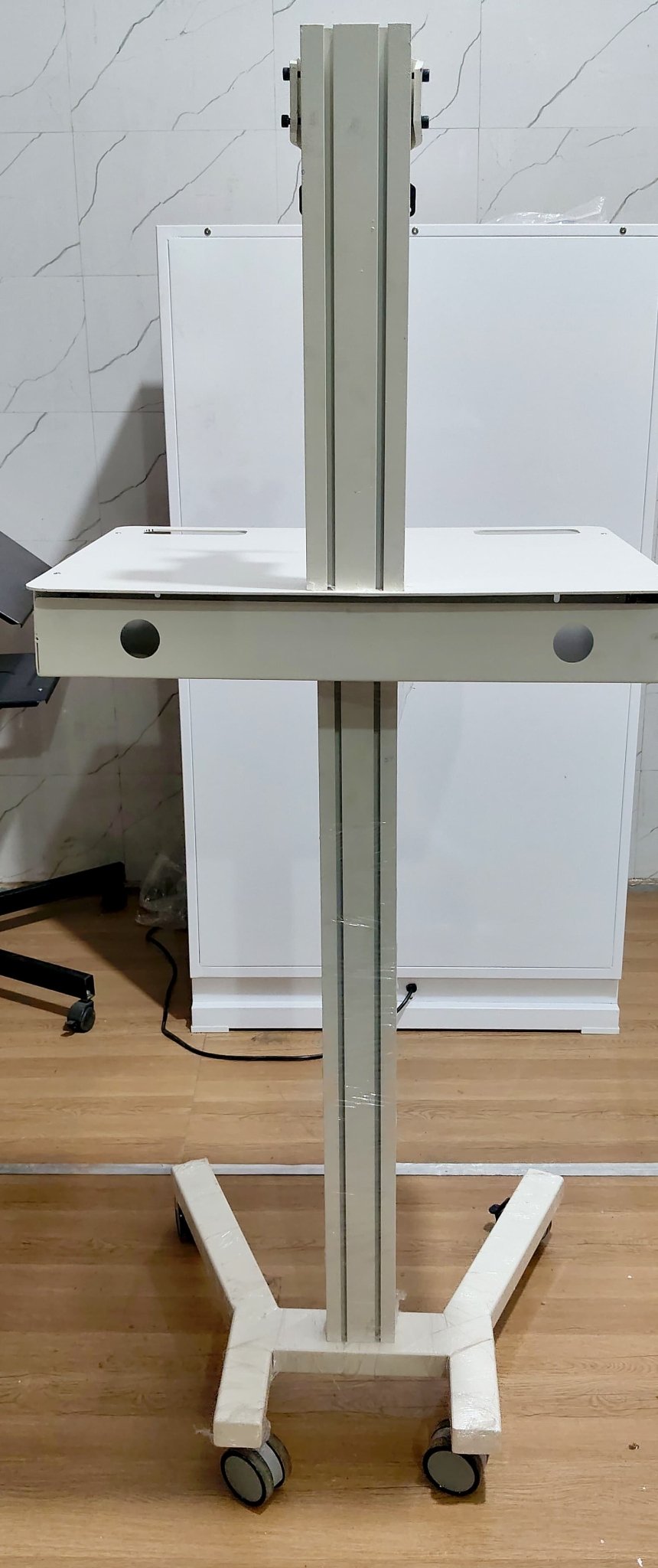Versatile Mobile Workstation with Monitor, Keyboard, and Mouse Support - Rife Medical Furniture