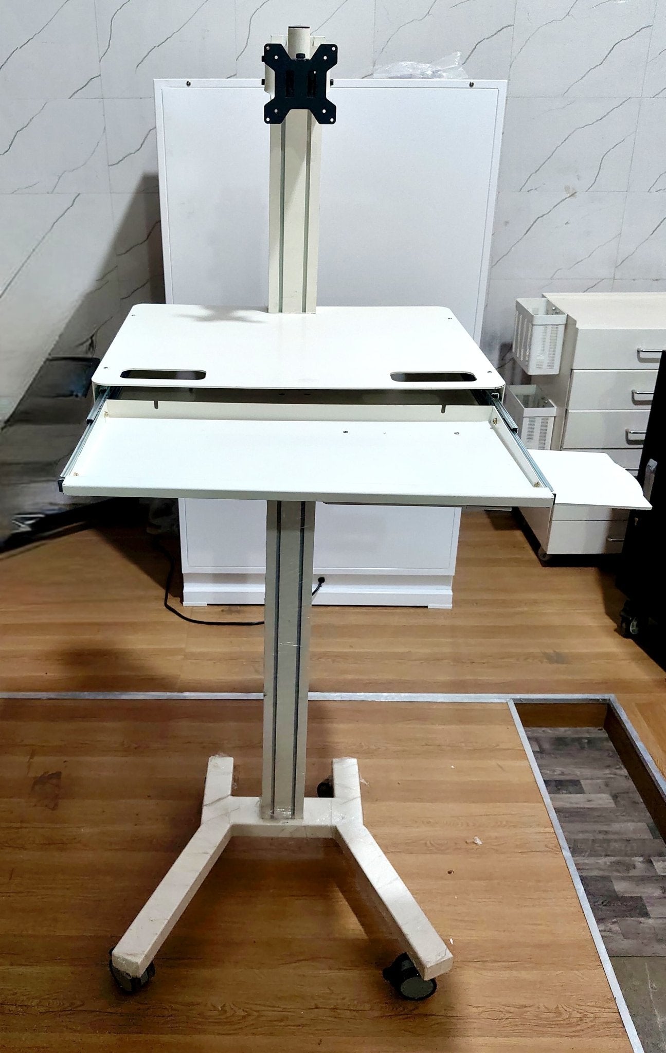 Versatile Mobile Workstation with Monitor, Keyboard, and Mouse Support - Rife Medical Furniture